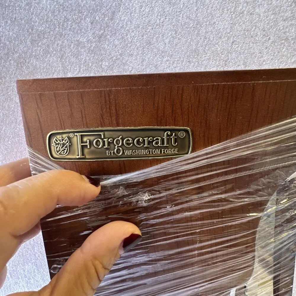 FORGECRAFT HangingWood KnifeDisplay Holder With Set Of Knifes & Large Meat Fork
